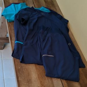 Scrubs set bundle sz L 2 tops & jogger pants